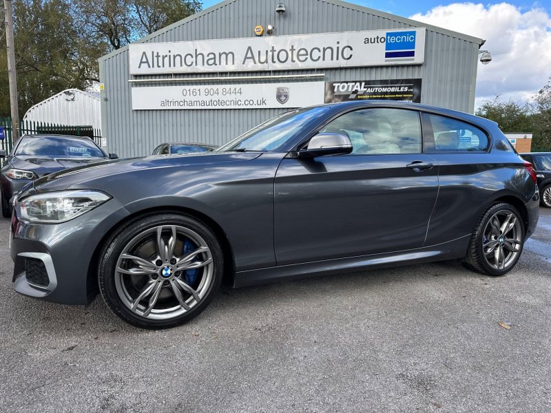 BMW 1 SERIES