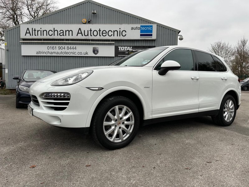 PORSCHE CAYENNE