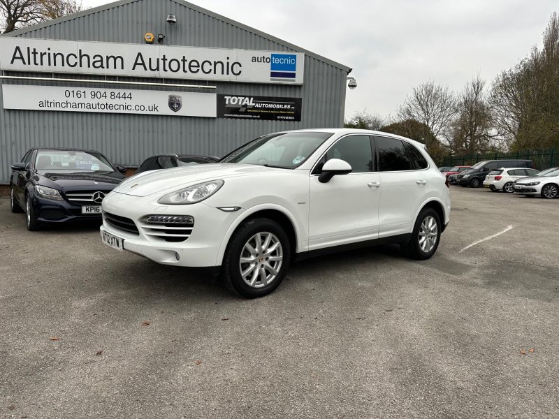 PORSCHE CAYENNE