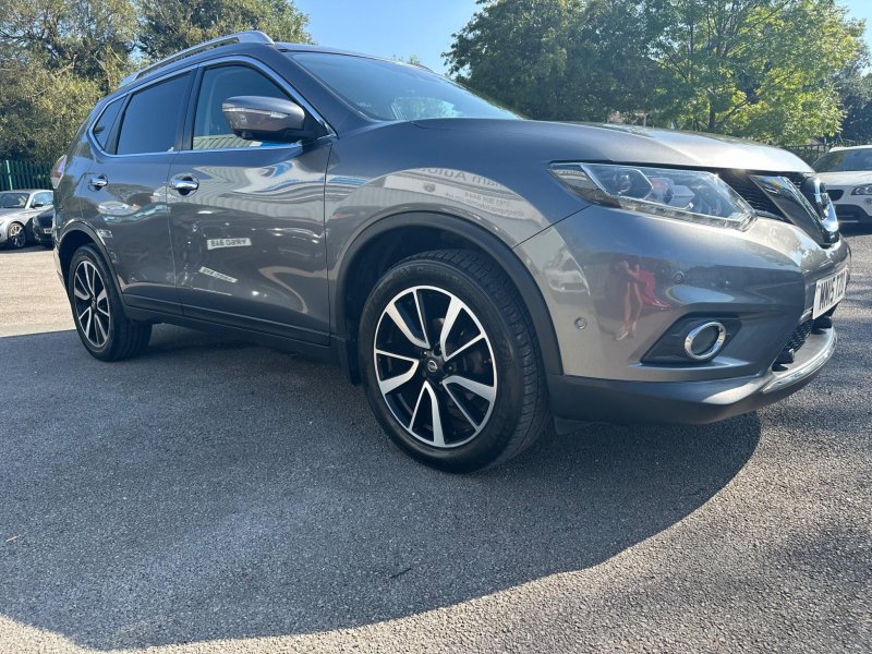 NISSAN X-TRAIL