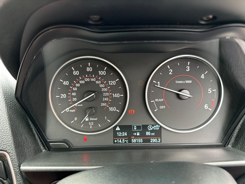BMW 1 SERIES