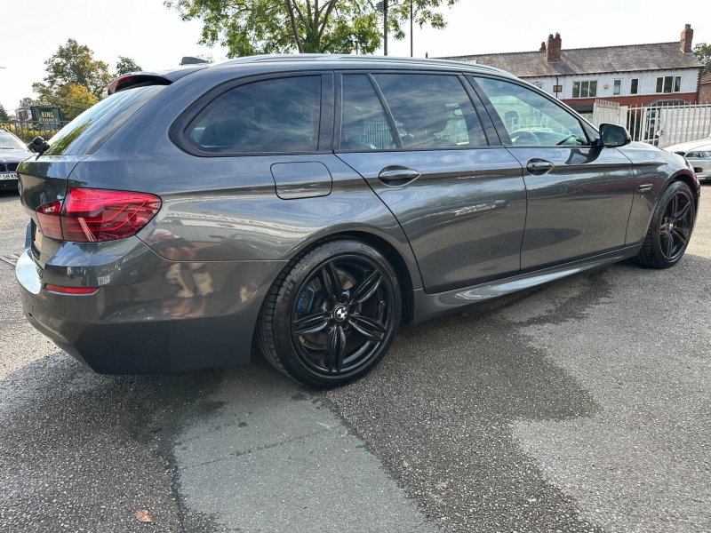 BMW 5 SERIES