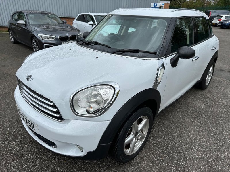 MINI COUNTRYMAN