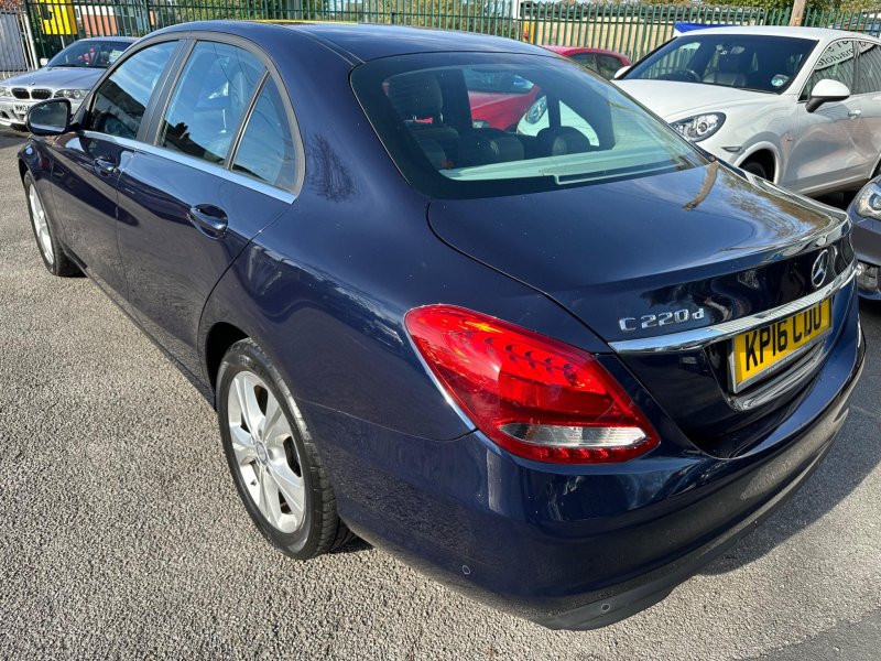 MERCEDES-BENZ C CLASS