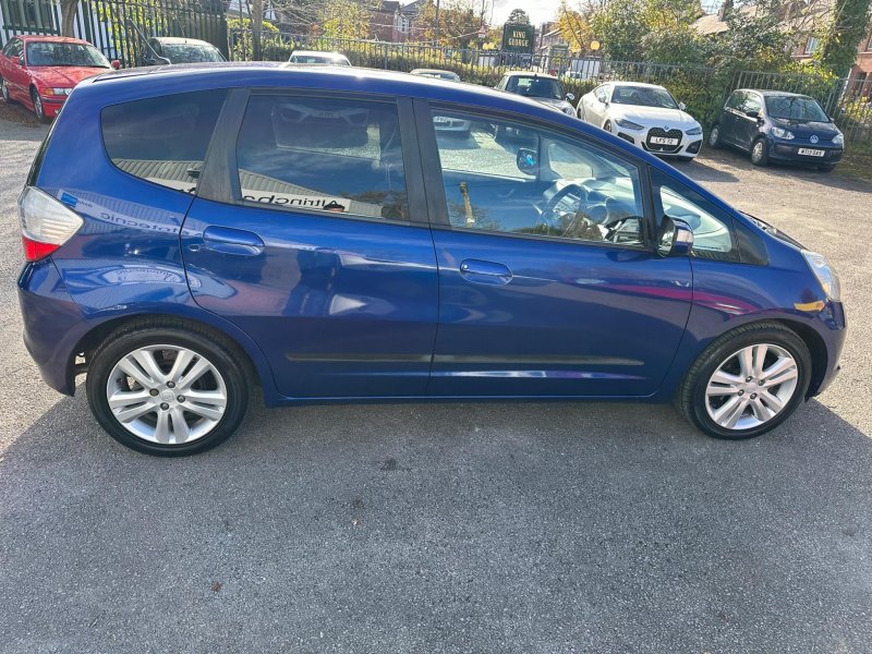 HONDA JAZZ