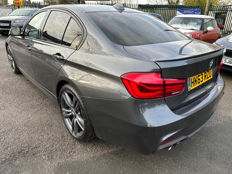 BMW 3 SERIES