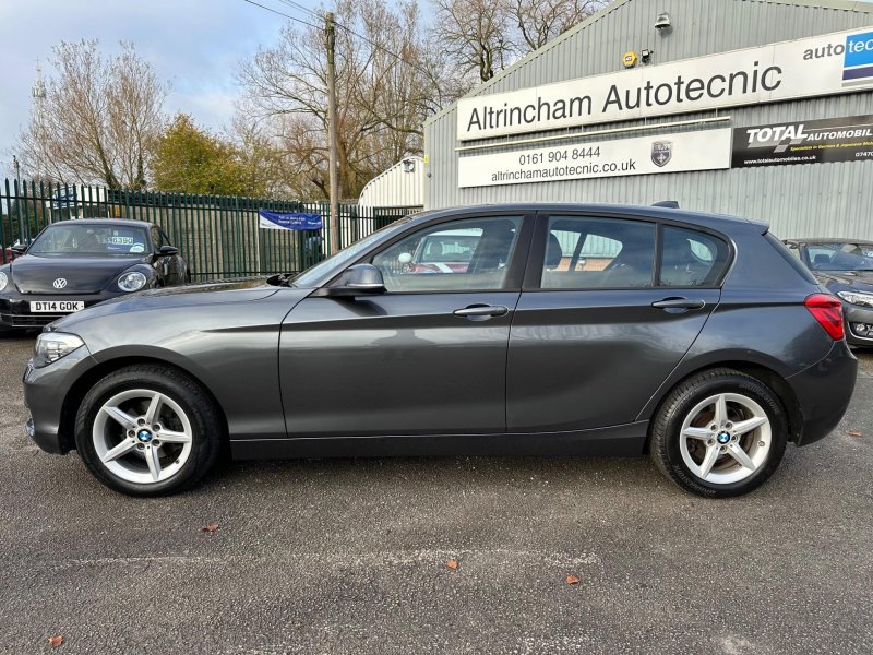 BMW 1 SERIES