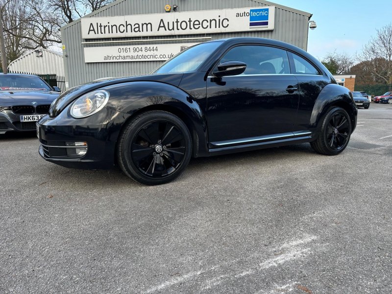 VOLKSWAGEN BEETLE