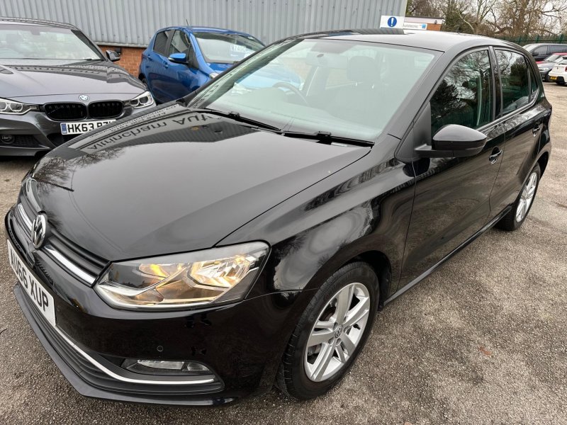 VOLKSWAGEN POLO