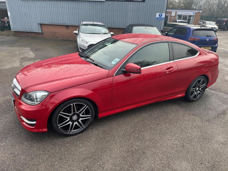 MERCEDES-BENZ C CLASS