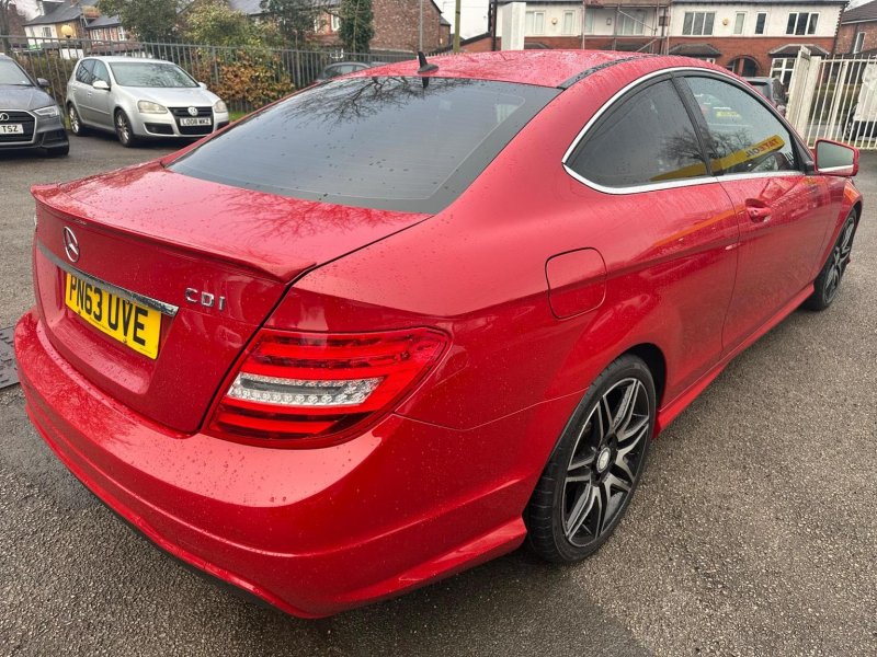 MERCEDES-BENZ C CLASS