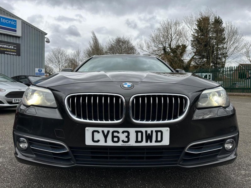 BMW 5 SERIES