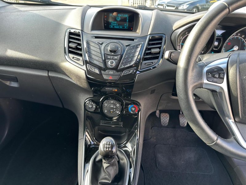 FORD FIESTA