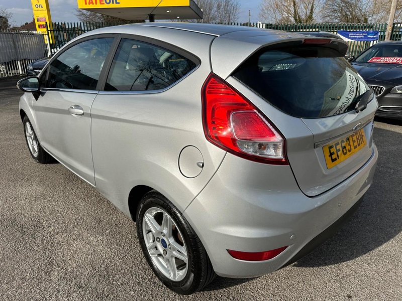 FORD FIESTA