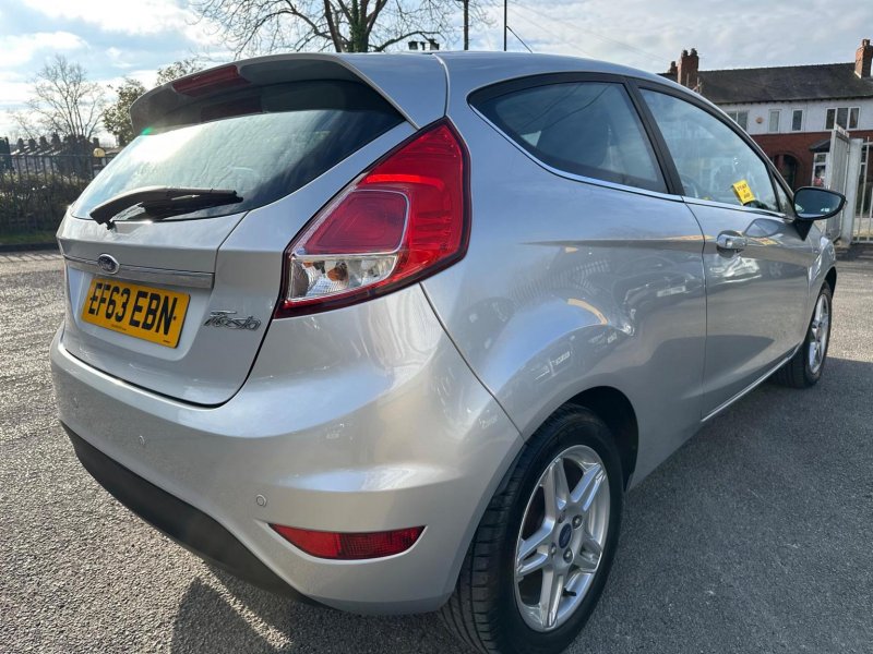 FORD FIESTA