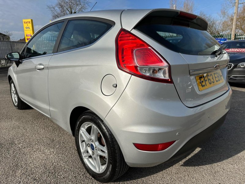 FORD FIESTA