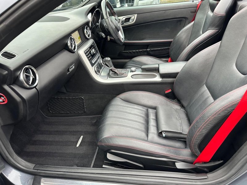 MERCEDES-BENZ SLK