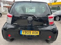 TOYOTA IQ