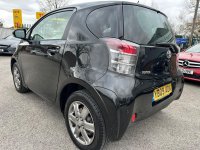 TOYOTA IQ
