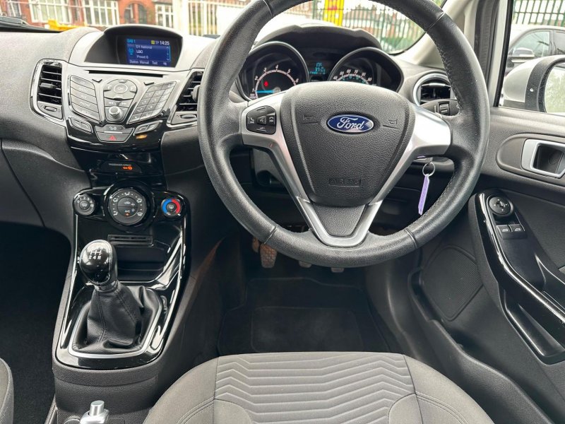 FORD FIESTA