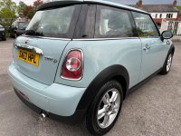 MINI HATCH