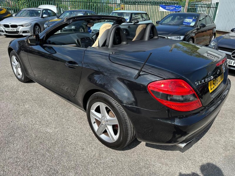 MERCEDES-BENZ SLK