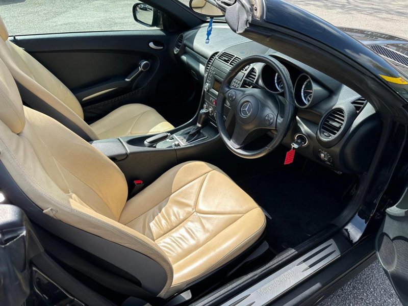 MERCEDES-BENZ SLK